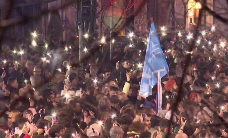 UN izvjestiteljka: Zvučni top  korišćen na demonstrantima u Srbiji