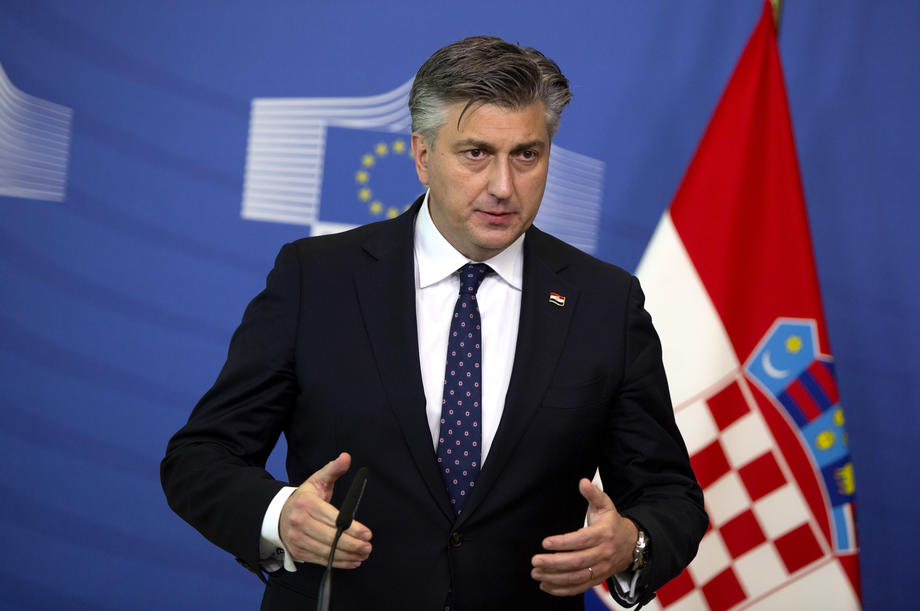 Plenković Milanovića uporedio s pijancem iz kafane