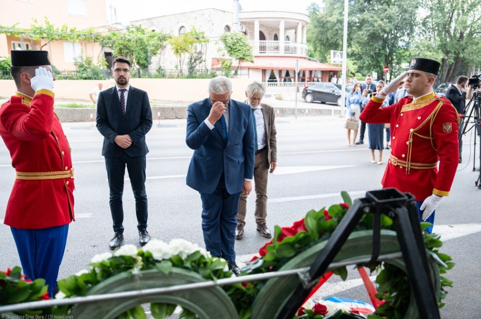 Mandić: Crna Gora mora da rasvijetli ubistvo Duška Jovanovića, novinarska galerija u Skupštini nosiće njegovo ime