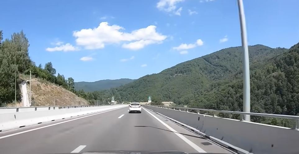 Auto-putem od početka godine prošlo 2,97 miliona vozila