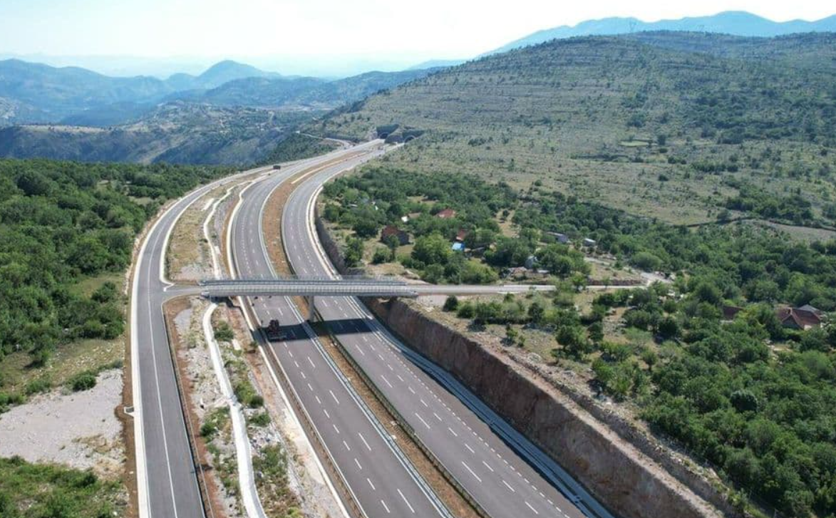 Auto-putem od početka godine prošlo 838,62 hiljade vozila