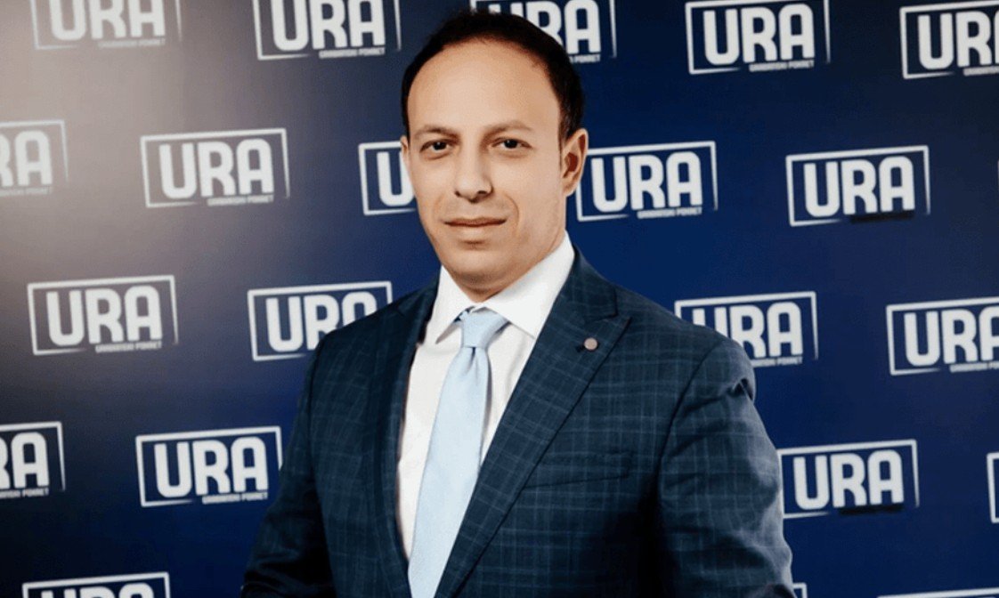 Bajraktari: Istorijsko poniženje Ulcinja, Opština prihvatila da bude manjinski upravljač Solane