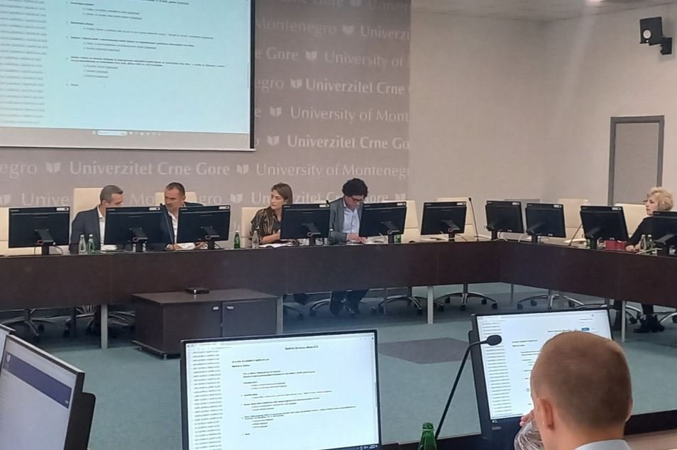 Upravni odbor UCG: Više hiljada mjesta na budžetu za osnovne studije