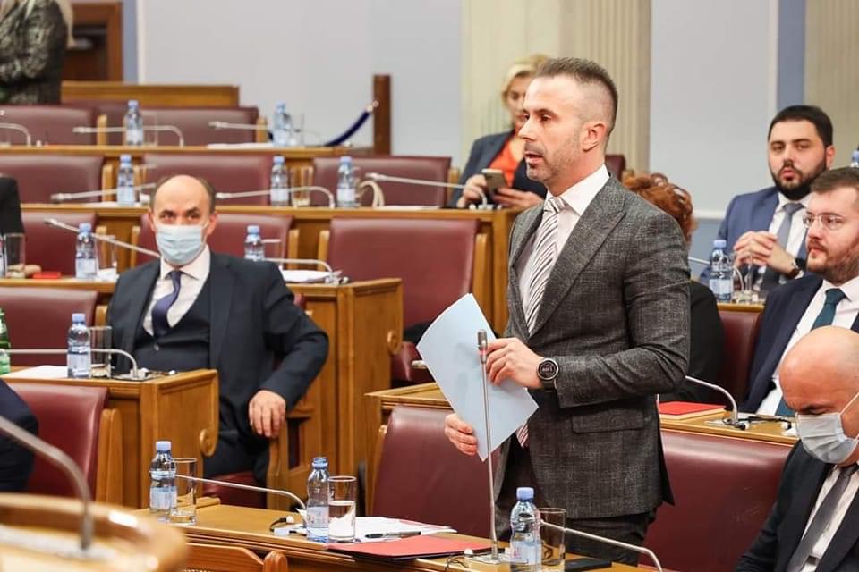 Bogdanović: Kome padne na pamet da ukine neradnu nedjelju, naići će na oštar otpor