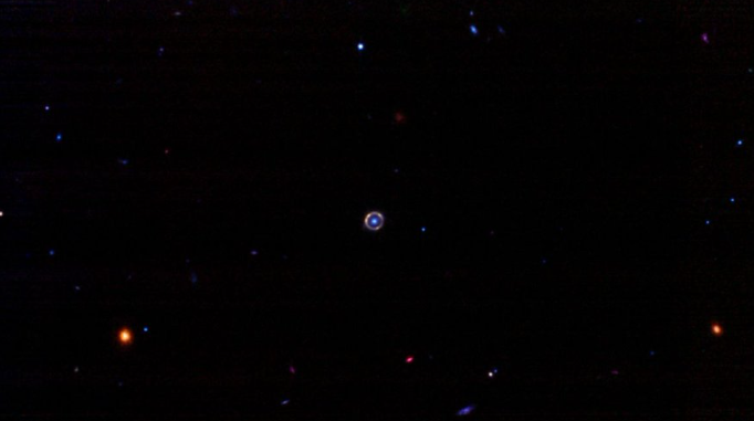 Spektakularan prizor iz svemira: NASA teleskop snimio Ajnštajnov prsten