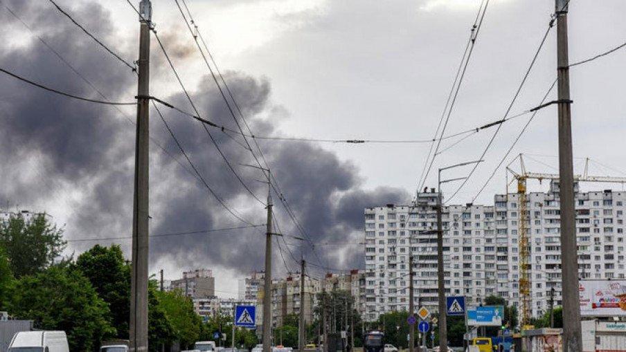 Ukrajinske vlasti: U ruskom napadu tri osobe poginule, 17 povrijeđeno