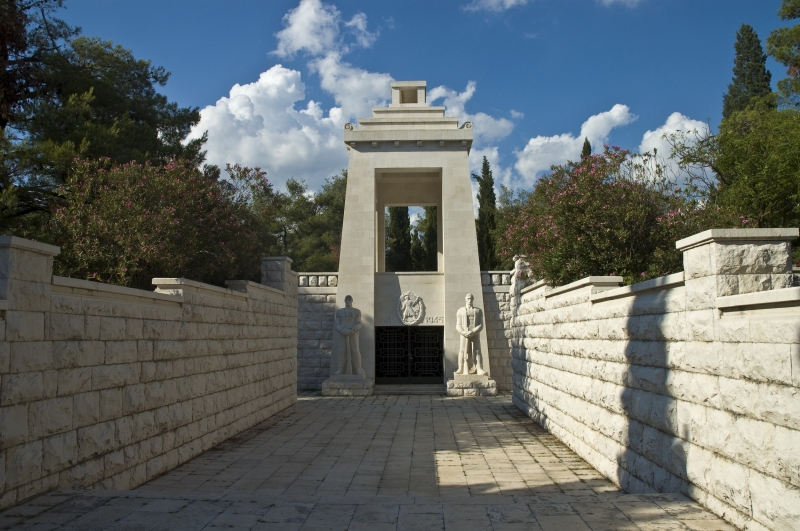 Polaganje vijenaca na spomenik Partizanu borcu na Gorici