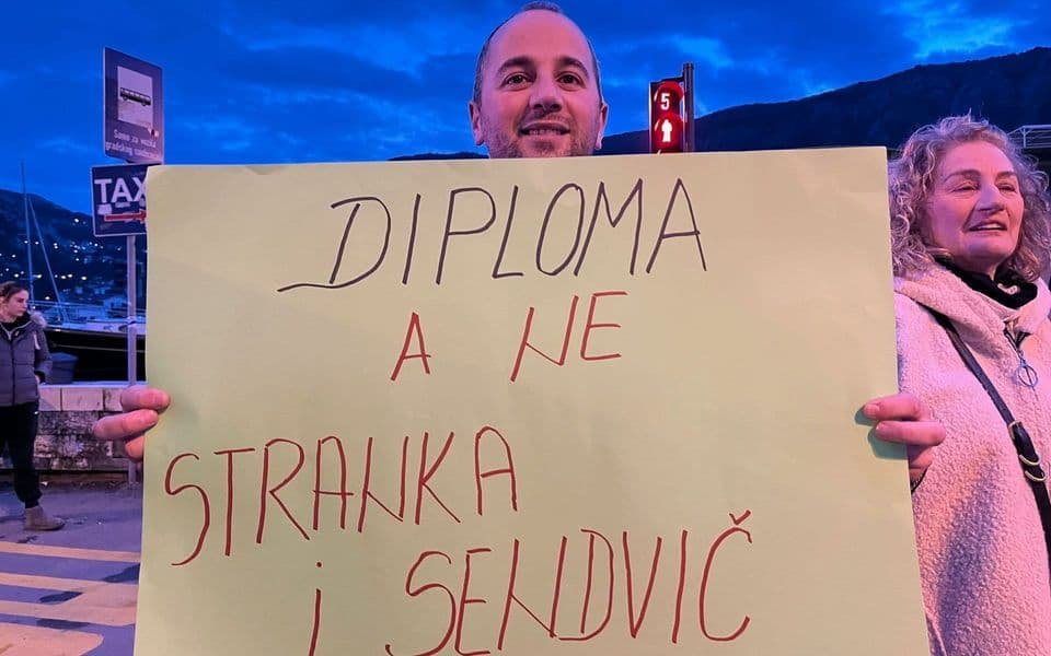 Blokade u Kotoru, Cetinju, Budvi...