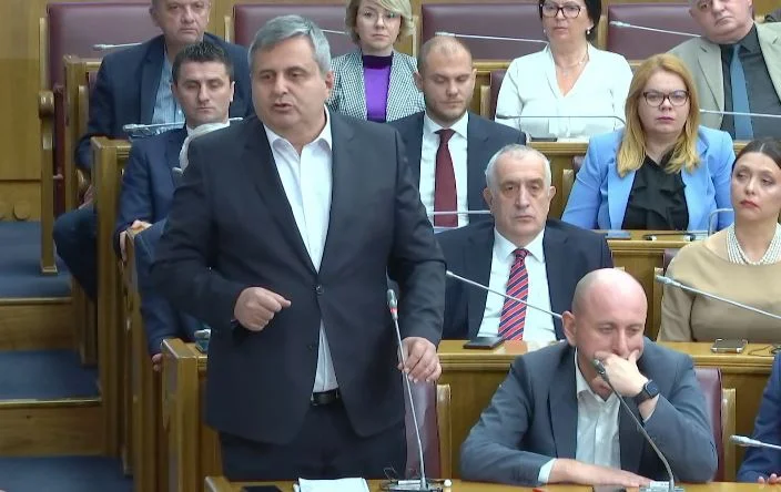 Skupština usvojila sporazume iz Berlinskog procesa; Radunović: Rad Skupštine je nelegitiman