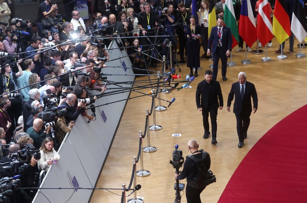 Zelenski: Rusija mora da plati za ovaj rat; Nauseda: Prestanimo da tretiramo Lukoil kao svetu kravu; Kalas: EU zadovoljna spremnošću SAD