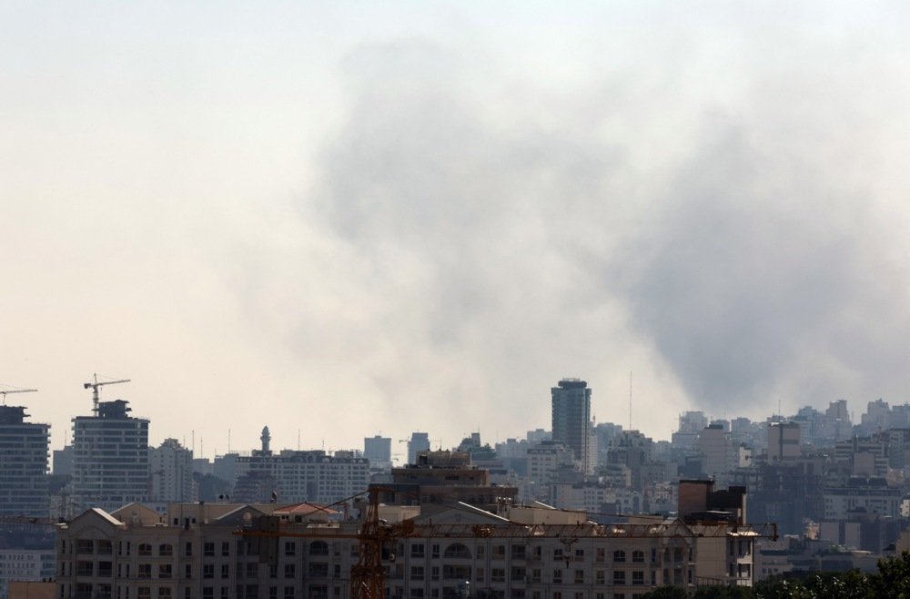 UŽIVO Iran ispalio desetak balističkih raketa ka Izraelu, „Gvozdena kupola“ ponovo aktivna; Hamnei : Nema milosti prema cionistima