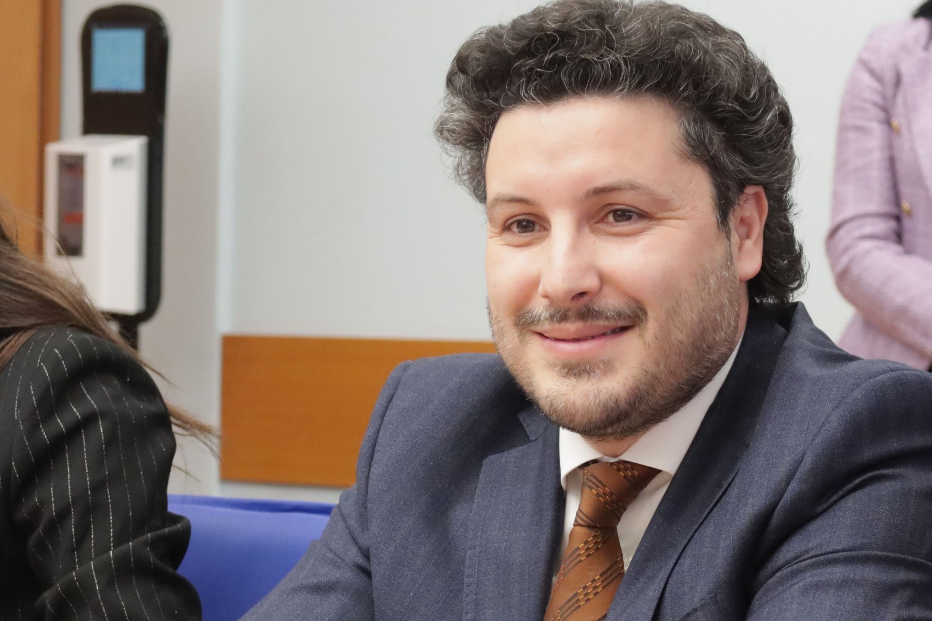 Abazović: Svi na protest, Crna Gora nije na prodaju