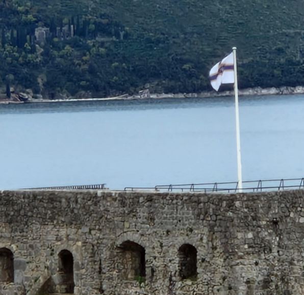 Na tvrđavi u Novom još nema crnogorske zastave - jasno kakvi vjetrovi duvaju?