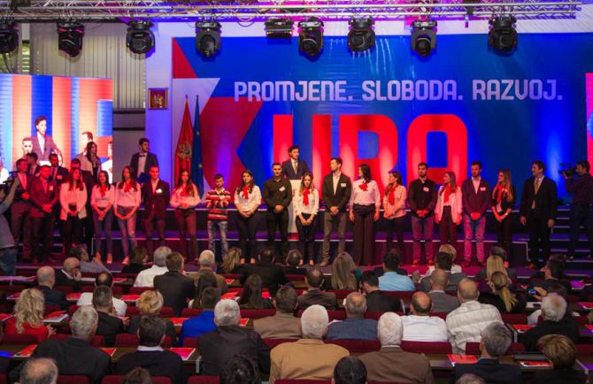 URA DPS-u: Prihvatite zahtjev većinske Crne Gore i raspišite izbore