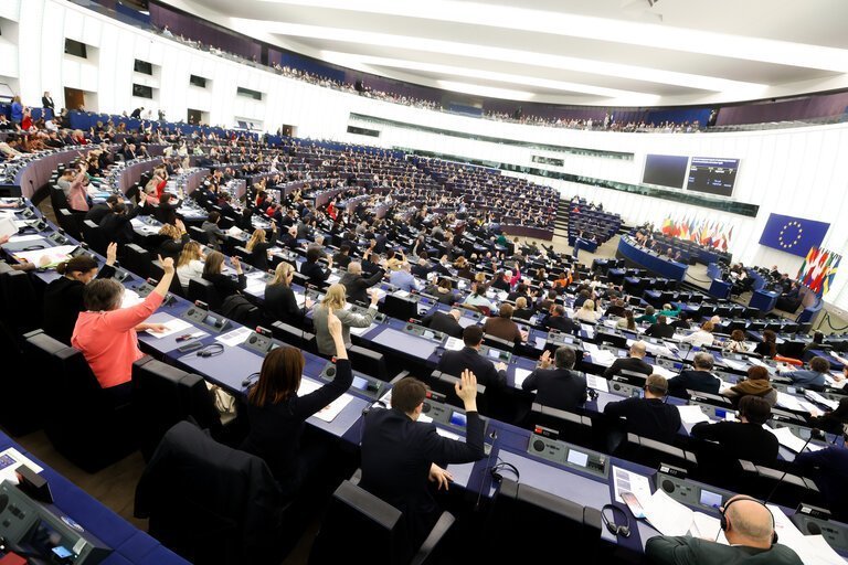 Evropski parlament usvojio rezoluciju Tonina Picule o Srbiji