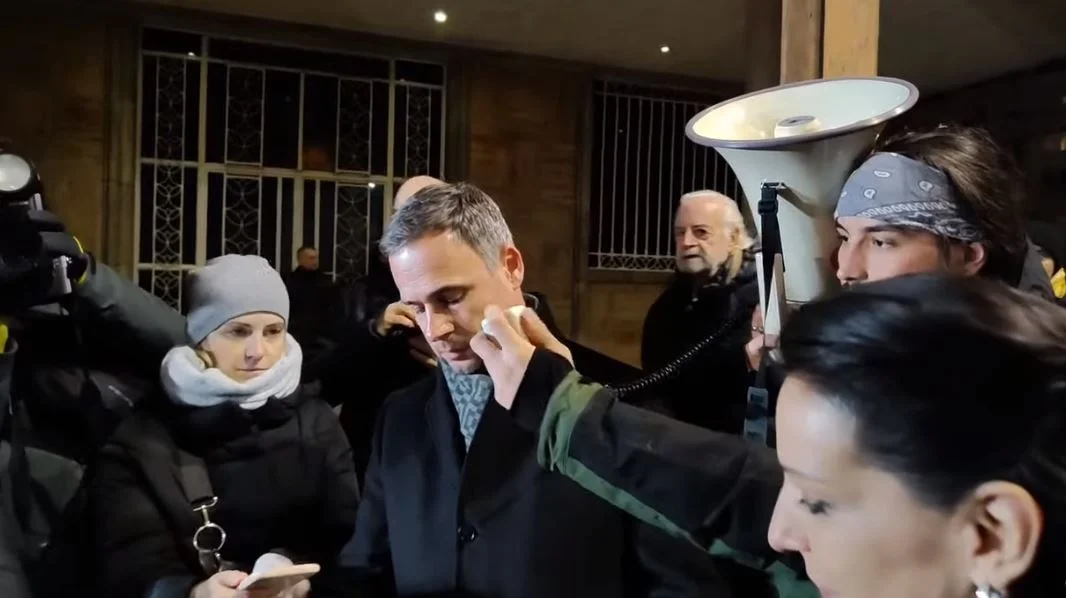Beograd: Završen treći protest ispred RIK-a; Najavljene blokade od ponedjeljka, tražiće  poništavanje izbora na svim nivoima