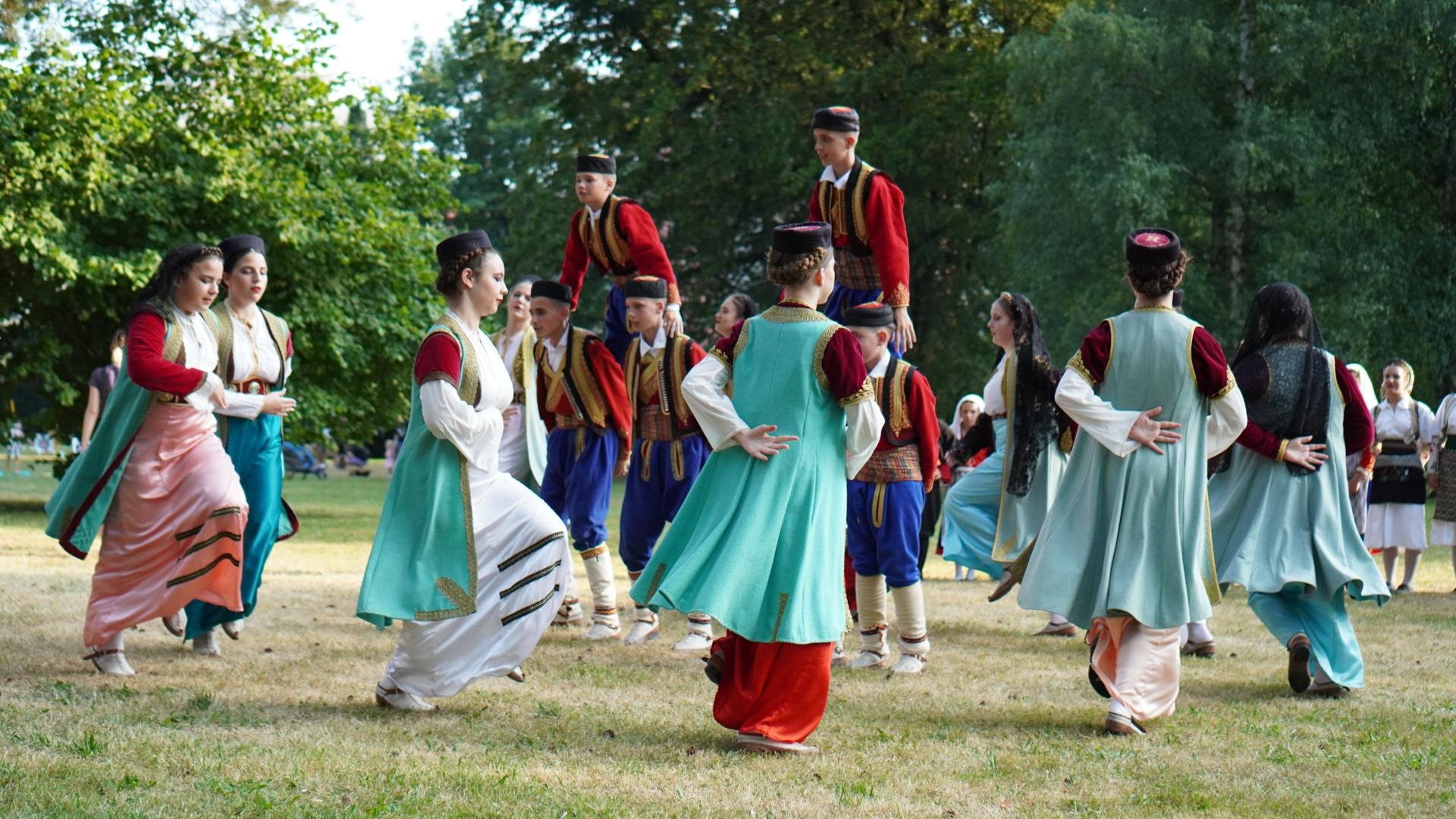 Crnogorska tradicija i folklor oduševili posjetioce Art kampa u Mariboru