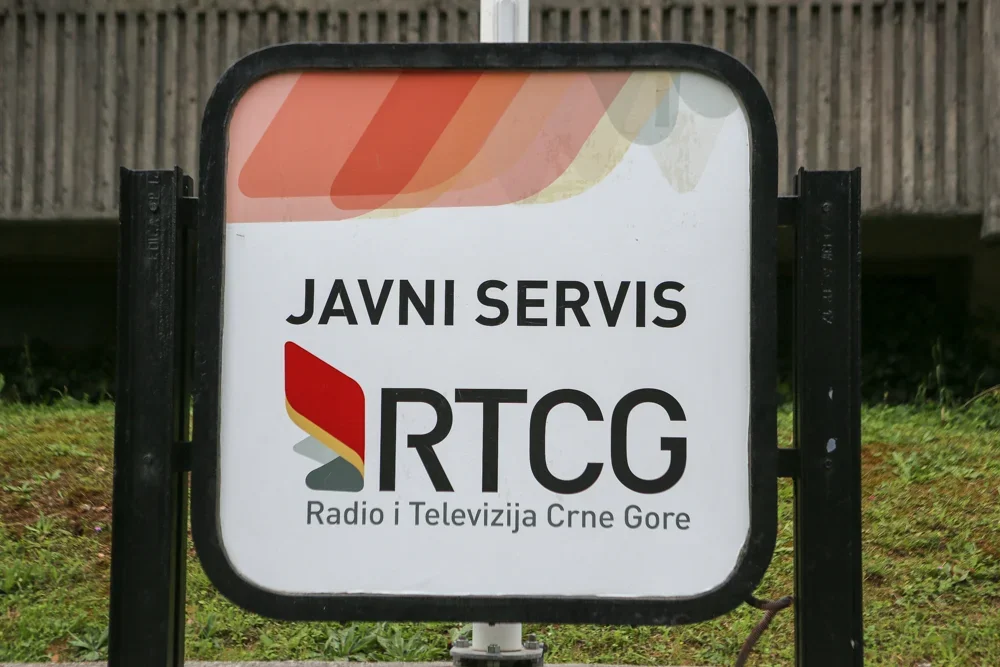 Grupa građana Podgorice: Protest u subotu zbog diskriminacije novinara u RTCG-u, ugrožena i država