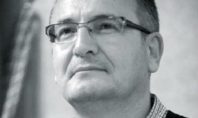 ZAŠTO, KAD AMFILOHIJE NAČEPI VUČIĆA, JAUKNE VLADA CG