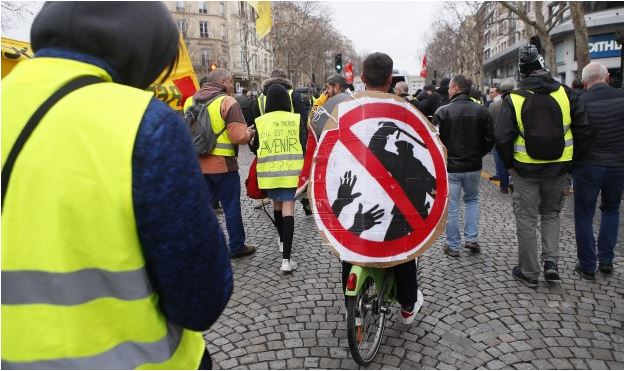 Francuska: Zbog nereda na protestima osuđeno dvije hiljade ljudi