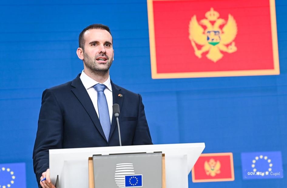 Spajić: Crna Gora da bude “laka meta” za EU