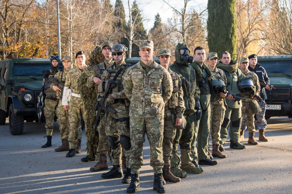 Ministarstvo odbrane raspisalo oglas za prijem 80 vojnika po ugovoru