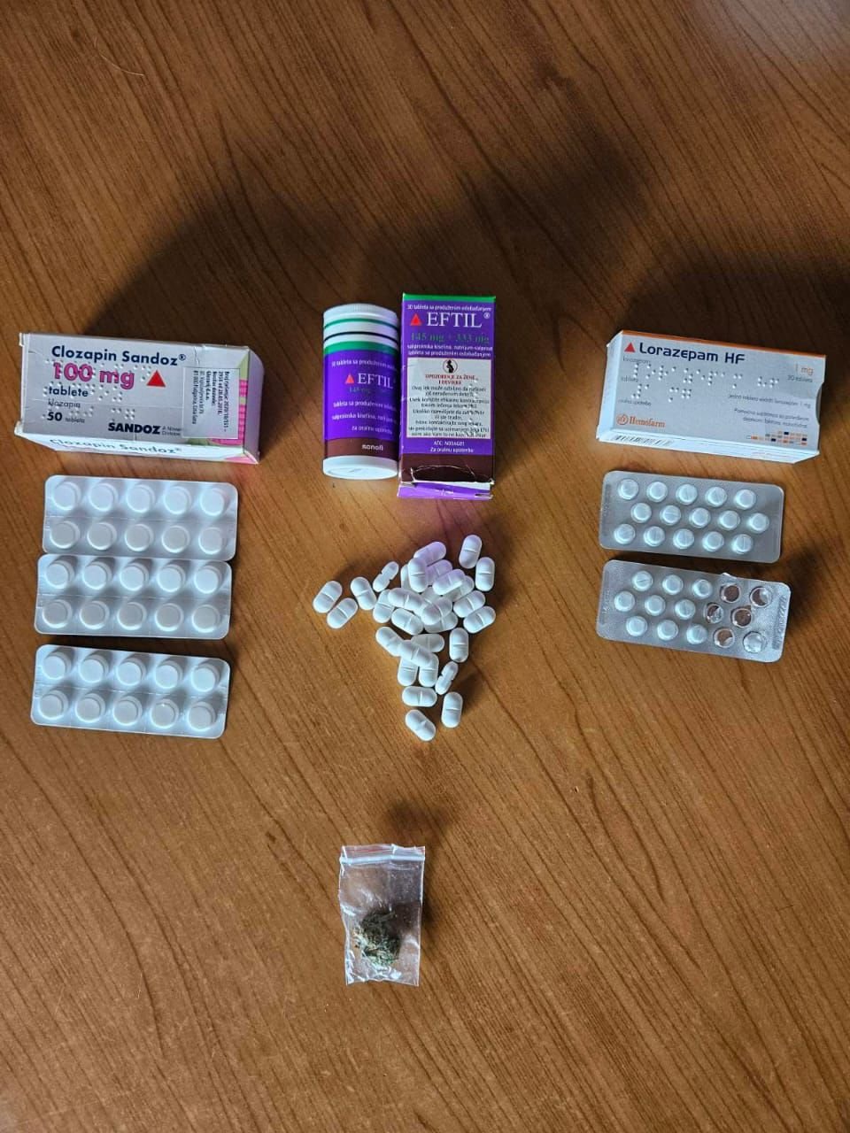UP: Kod Rožajaca pronađena marihuana i tablete sa liste opijata