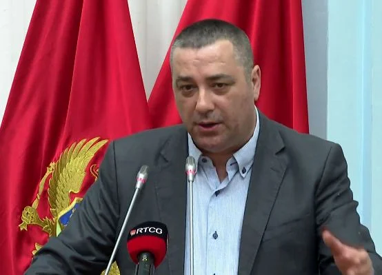Hajka protiv crnogorskog jezika vratiće se kao bumerang hajkačima