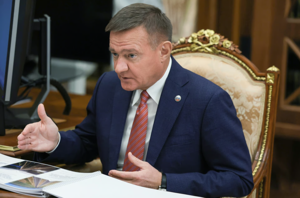 Putin smijenio ministra saobraćaja nakon što je Ukrajina paralisala ruski vazdušni prevoz