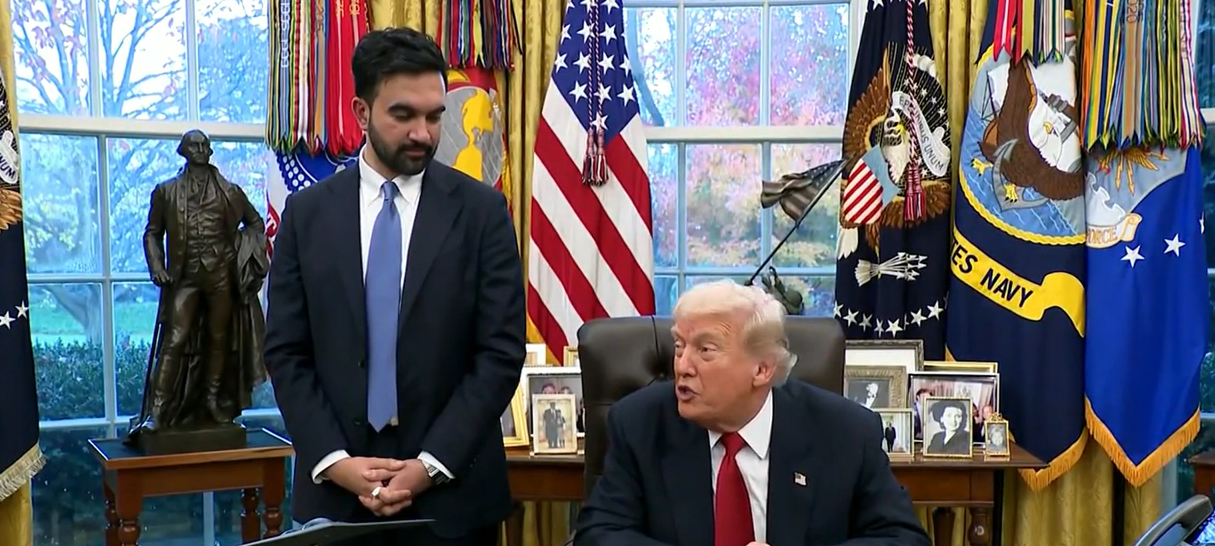 Zanimljiv trenutak u Bijeloj kući: Trump uz osmijeh "odobrio" Mamdaniju da ga naziva fašistom