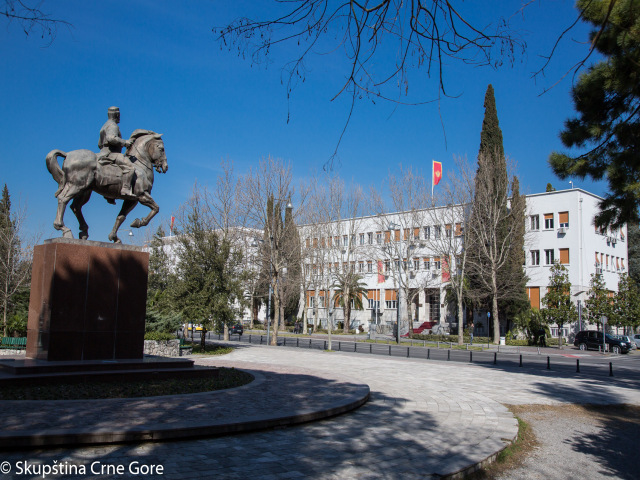 Montenegro International: Ocijeniti ustavnost Odluke o dopunama Poslovnika o radu Skupštine CG