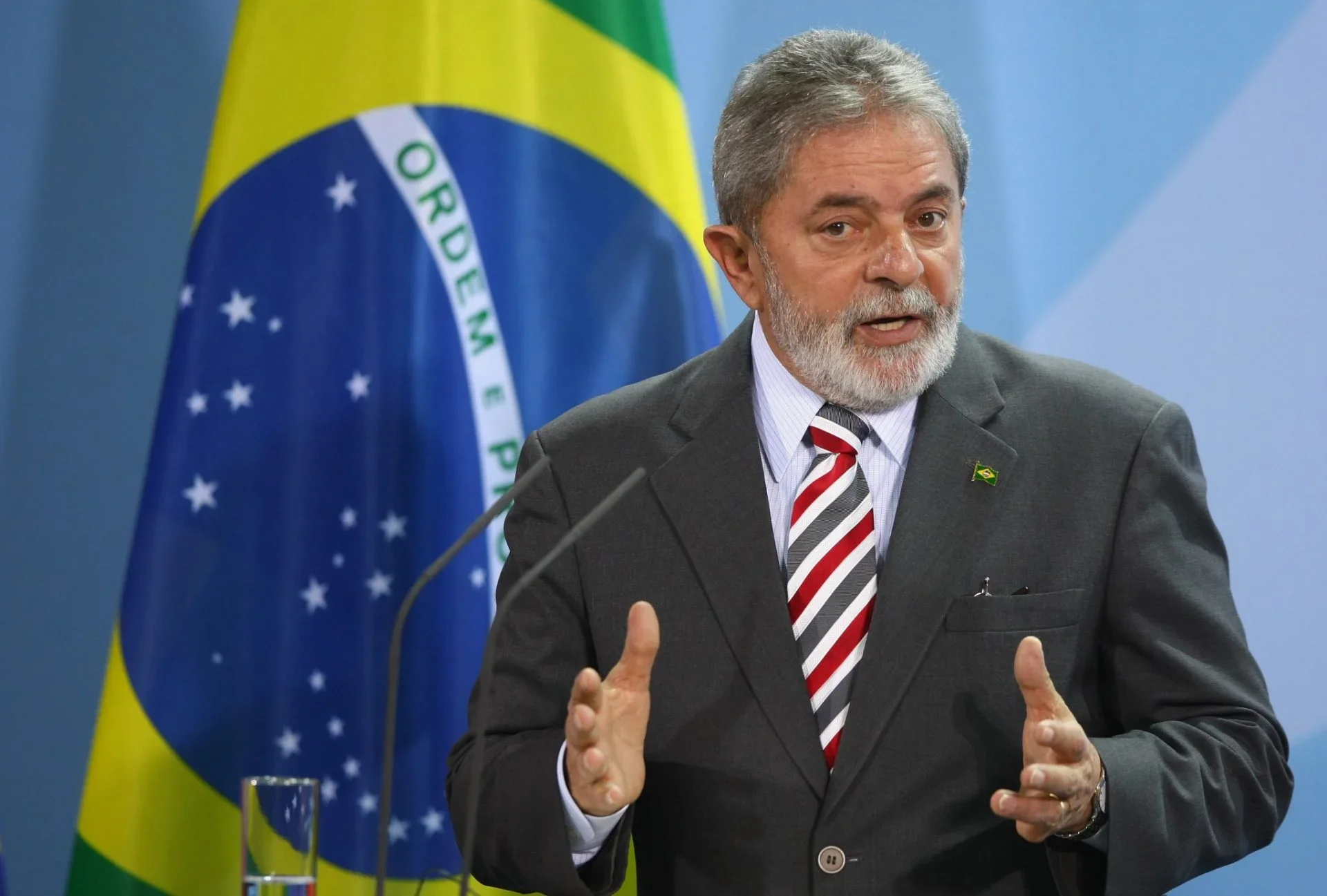 Lula da Silva kao glasnogovornik Putina
