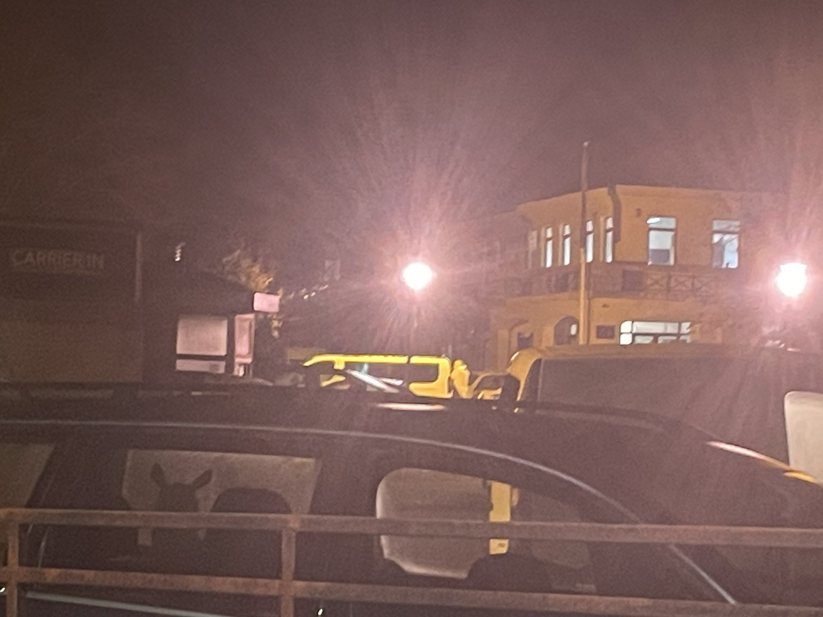 Policija pronašla palice, a traga za izvršiocima napada na hrvatske državljane