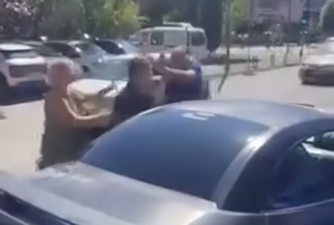 VIDEO Tuča u Podgorici, napadnut vozač gradskog prevoza