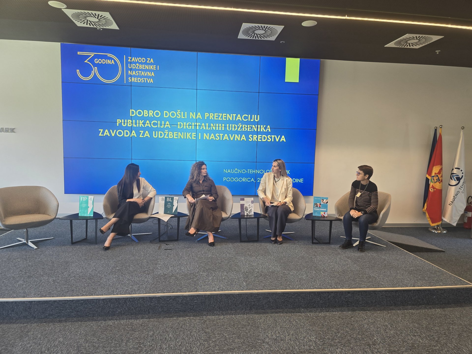 Prezentacija pilot projekta: Zavod promovisao četiri digitalna udžbenika