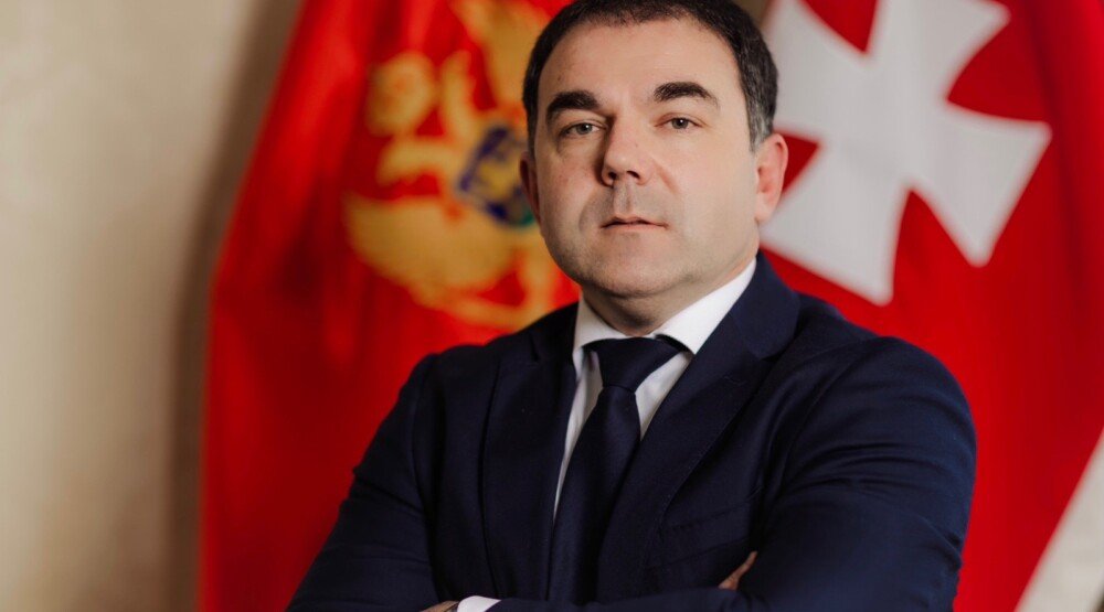 Đurašković: Žalim zbog odluke crnogorske porodice iz Berlina, izuzetan su primjer patriota