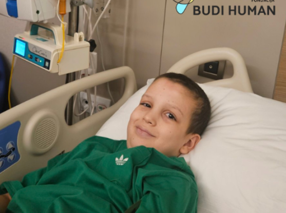 Za Feđinu borbu protiv tumora na mozgu, Fondacija „Budi human“ uputila dodatnih 2.500 eura pomoći