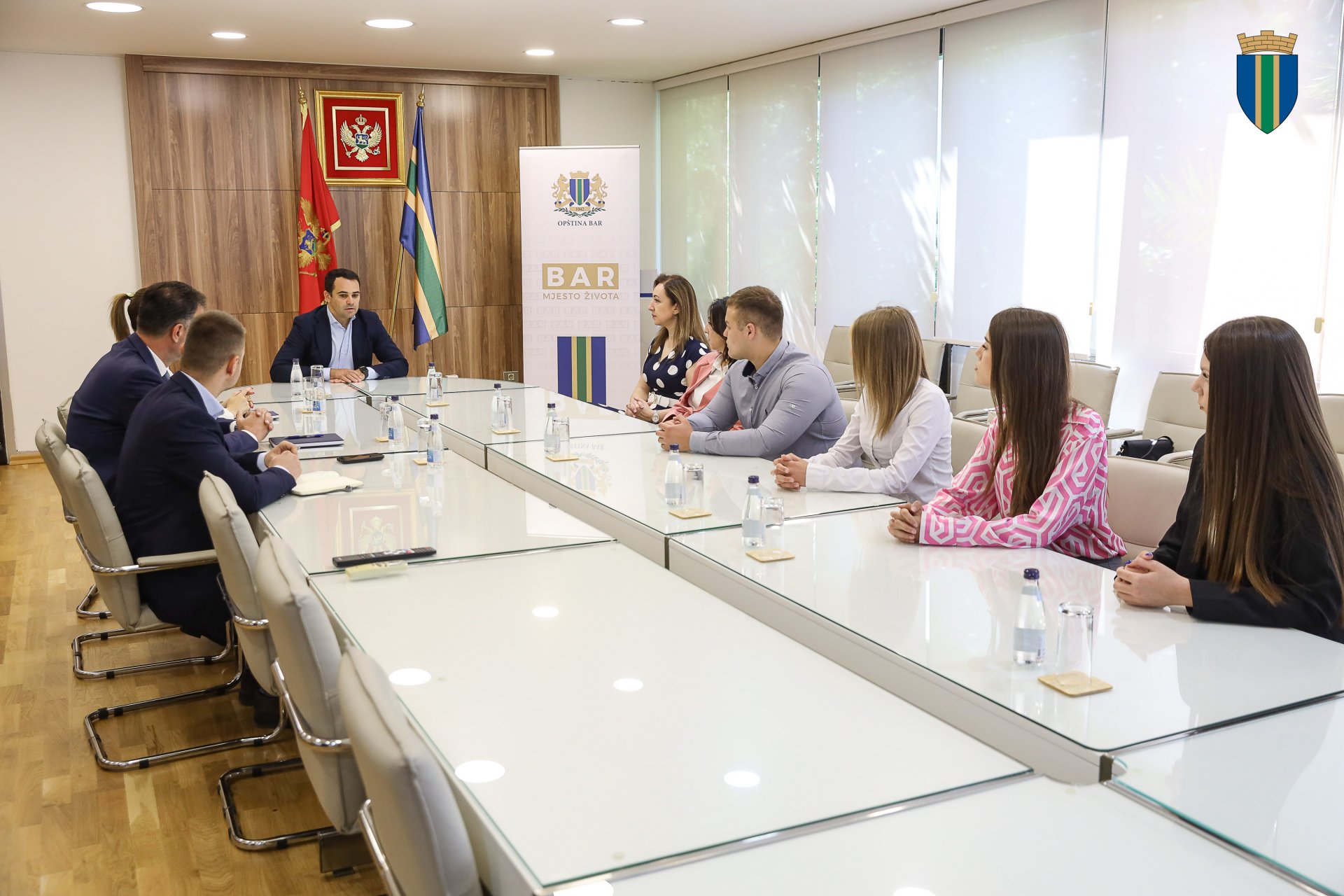 Opština Bar i ove godine podržala mlade inovatore; Otkup ideje tima EduXcape Srednje ekonomsko-ugostiteljske škole na preduzetničkoj berzi
