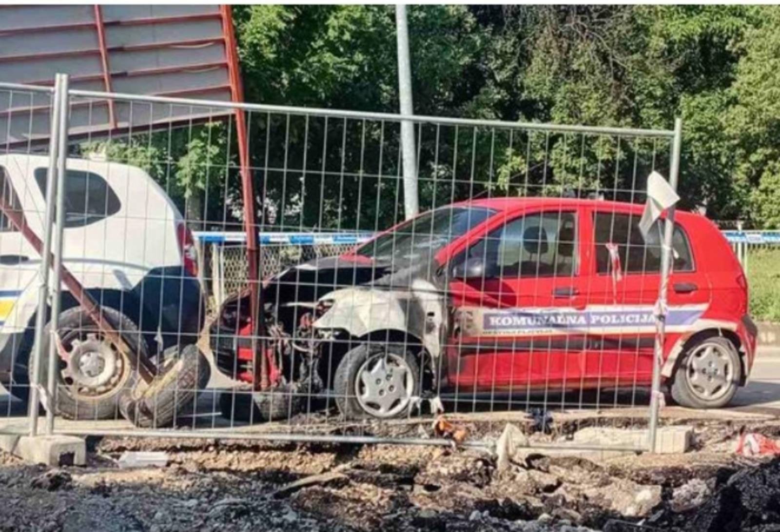 Pljevlja: Uhapšeni vozači zaposleni u opštini Pljevlja i komunalni policajac; Osumnjičeni za paljenje vozila Komunalne policije
