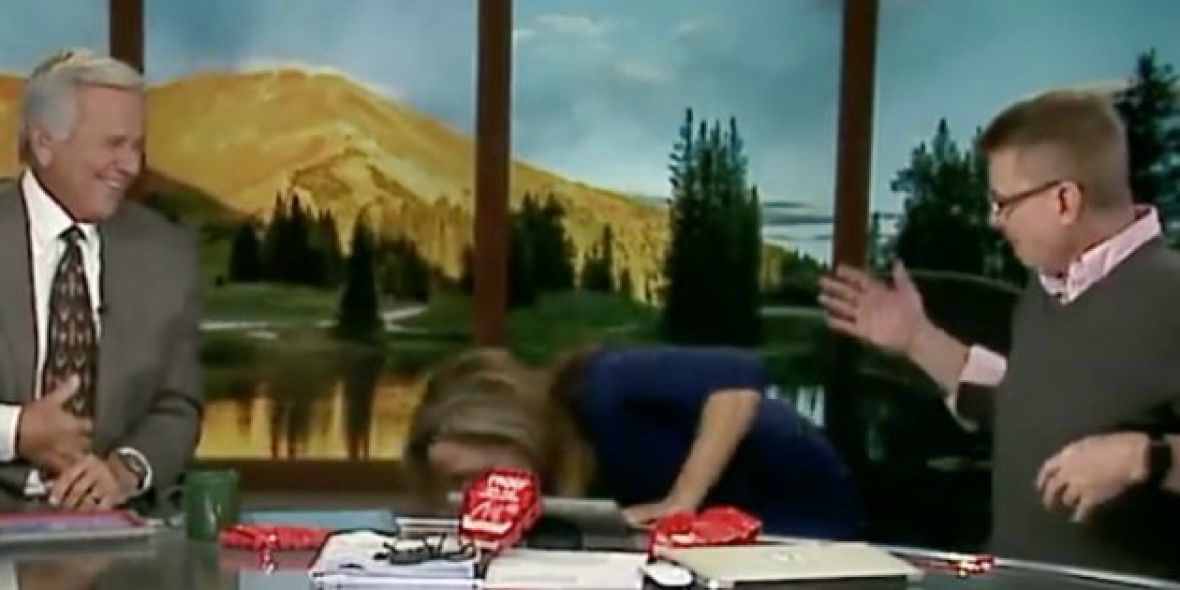 Voditeljka usred emisije povratila