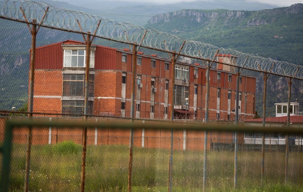 DRI: UIKS i dalje nezakonito isplaćuje naknade, krši Zakon o javnim nabavkama, zatvorske blagajne nemaju softver...