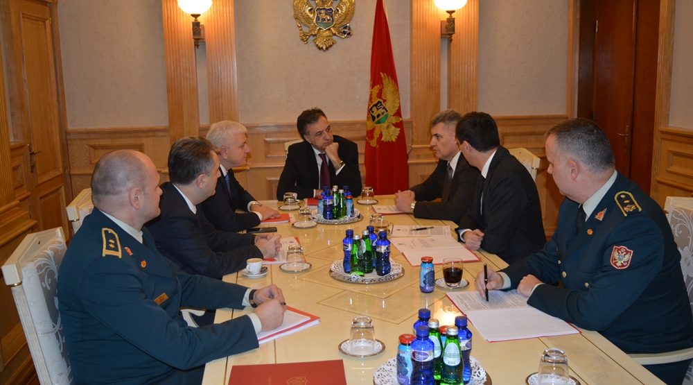Iz Savjeta za odbranu i bezbjednost pojasnili: Na Kosovo ide oficir