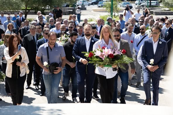 BDP:  Sjećamo se 8372 ubijenih dječaka i muškaraca, nevinih civila