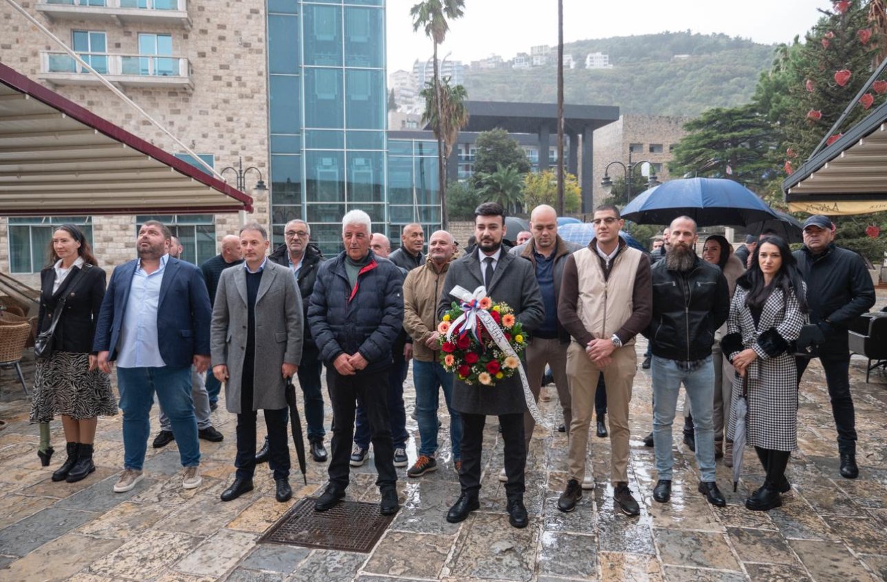 Jovanović odao počast srpskim oslobodiocima Budve: Svjestan sam da je ova tabla izazivala razne podjele