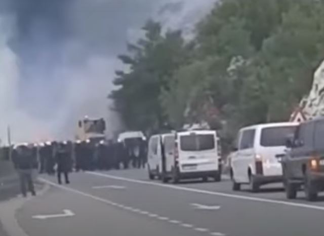 Policija na Cetinju: Bolje mi njih da napadnemo nego oni nas
