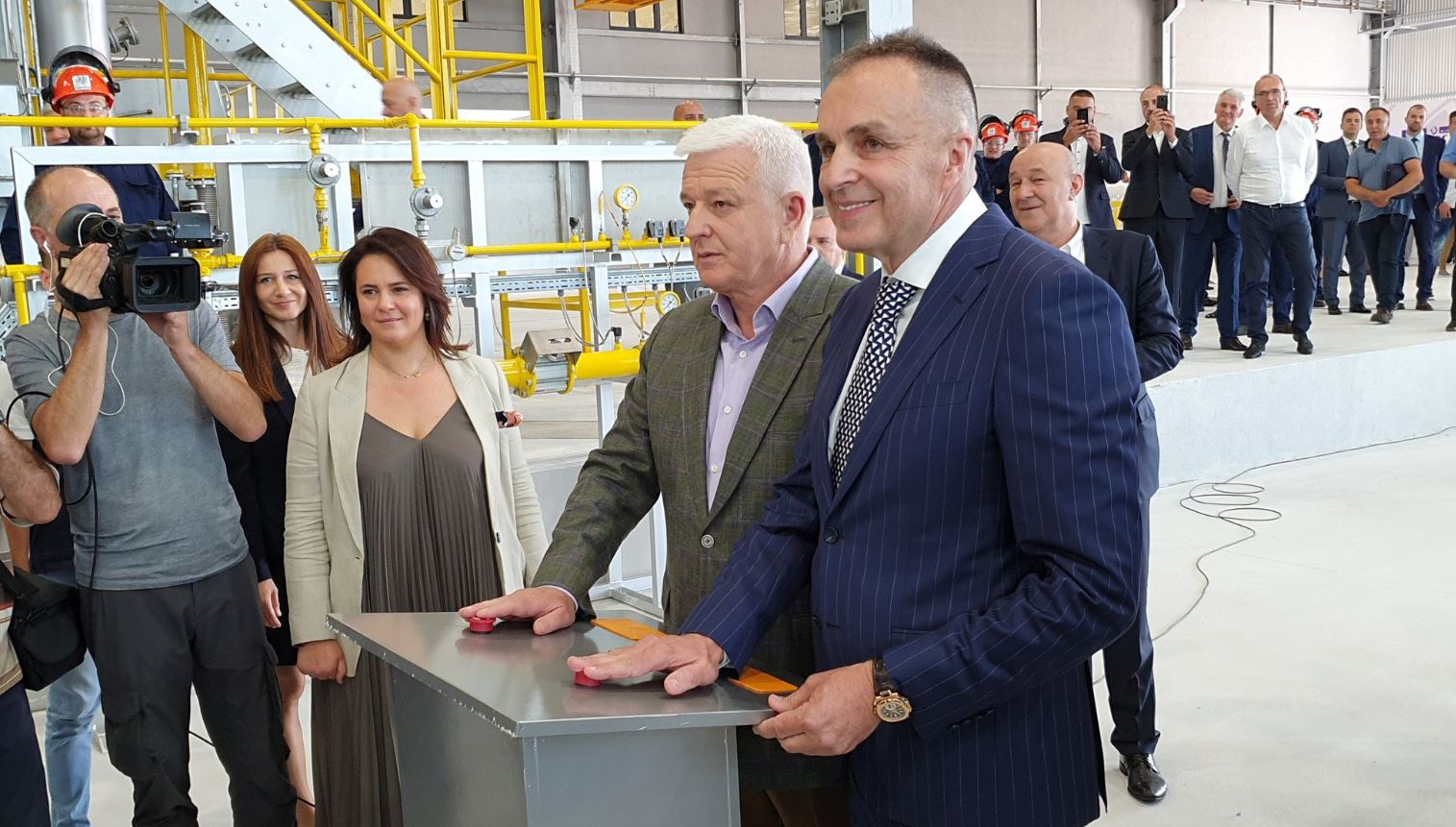Marković i Pejović otvorili fabriku silumina: 11 miliona investicije i 45 novih radnih mjesta