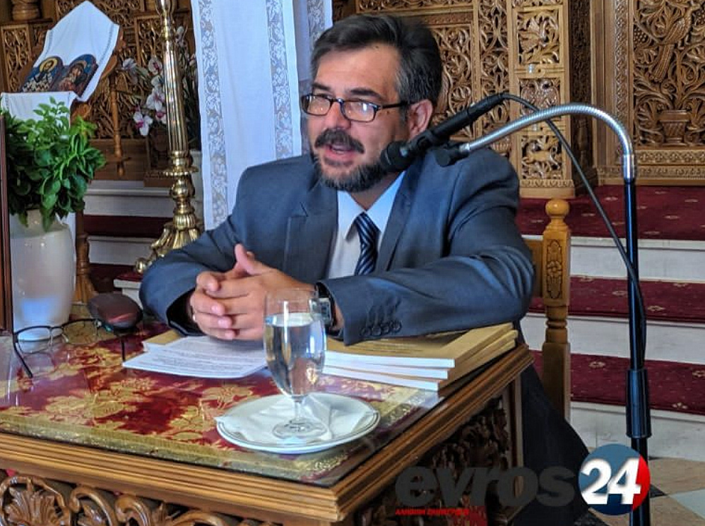Sideras: Patrijaršija Srbije pokorna Moskvi, to otvara i pitanje autokefalije pomjesne Crkve Crne Gore