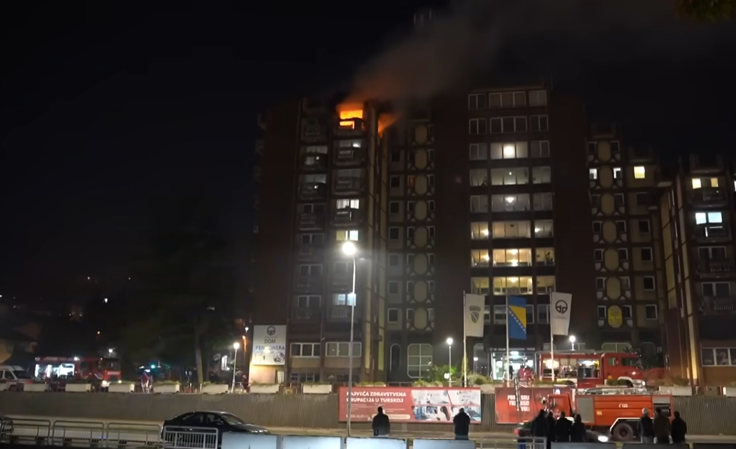 Raste broj žrtava u Tuzli: Poginulo 11 štićenika Doma, 35 povrijeđenih, troje u kritičnom stanju