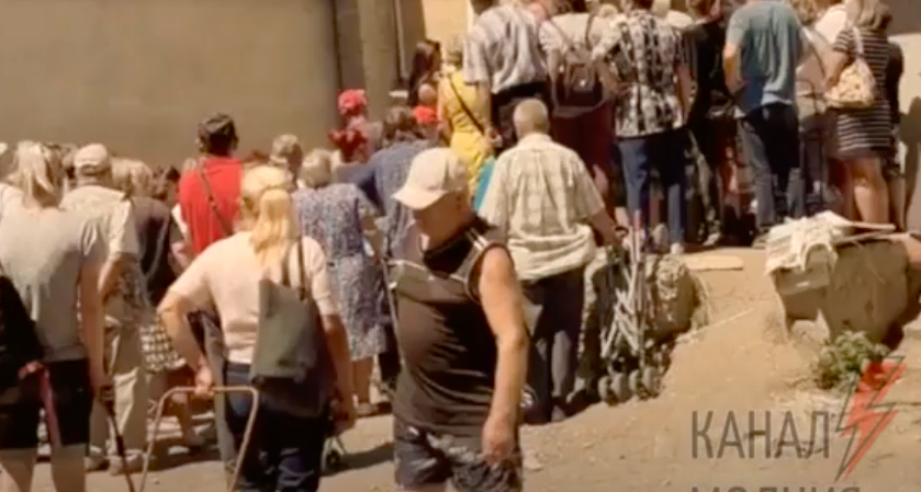 Pogledajte: Stanovnici Mariupolja na rubu egzistencije, humanitarna pomoć jedini izvor hrane u gradu