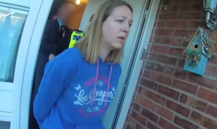 Britanska policija privela menadžere bolnice u istrazi o medicinskoj sestri doživotno osuđenoj za ubistvo sedam beba